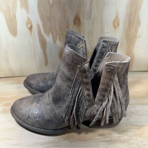 Circle G Distressed Fringe Ankle Boots Women’s Size 8